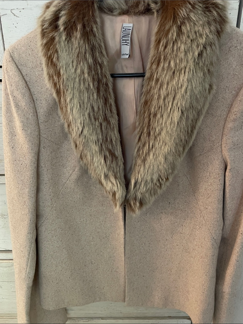 Laundry By Shelli Segal Beige Blazer with Faux Fur Collar - Picture 2 of 6